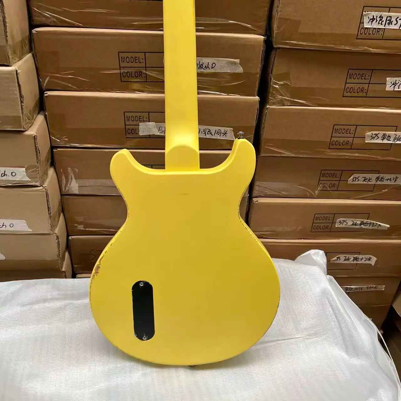 Free Shipping New Arrival Yellow Electric Guitar with P90 Pickups 22 Frets Fixed Bridge Ideal for Beginners Pro Musicians