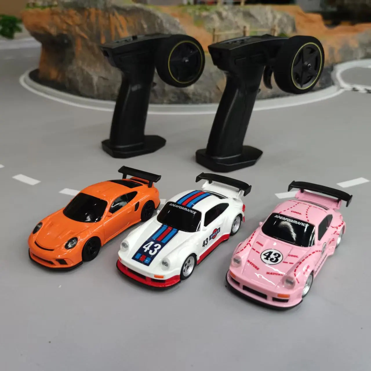 1/43 Scale 4WD Edition Mini RC Drift Car, RTR with Full Proportional Steering & Throttle, 2.4GHz Remote Control