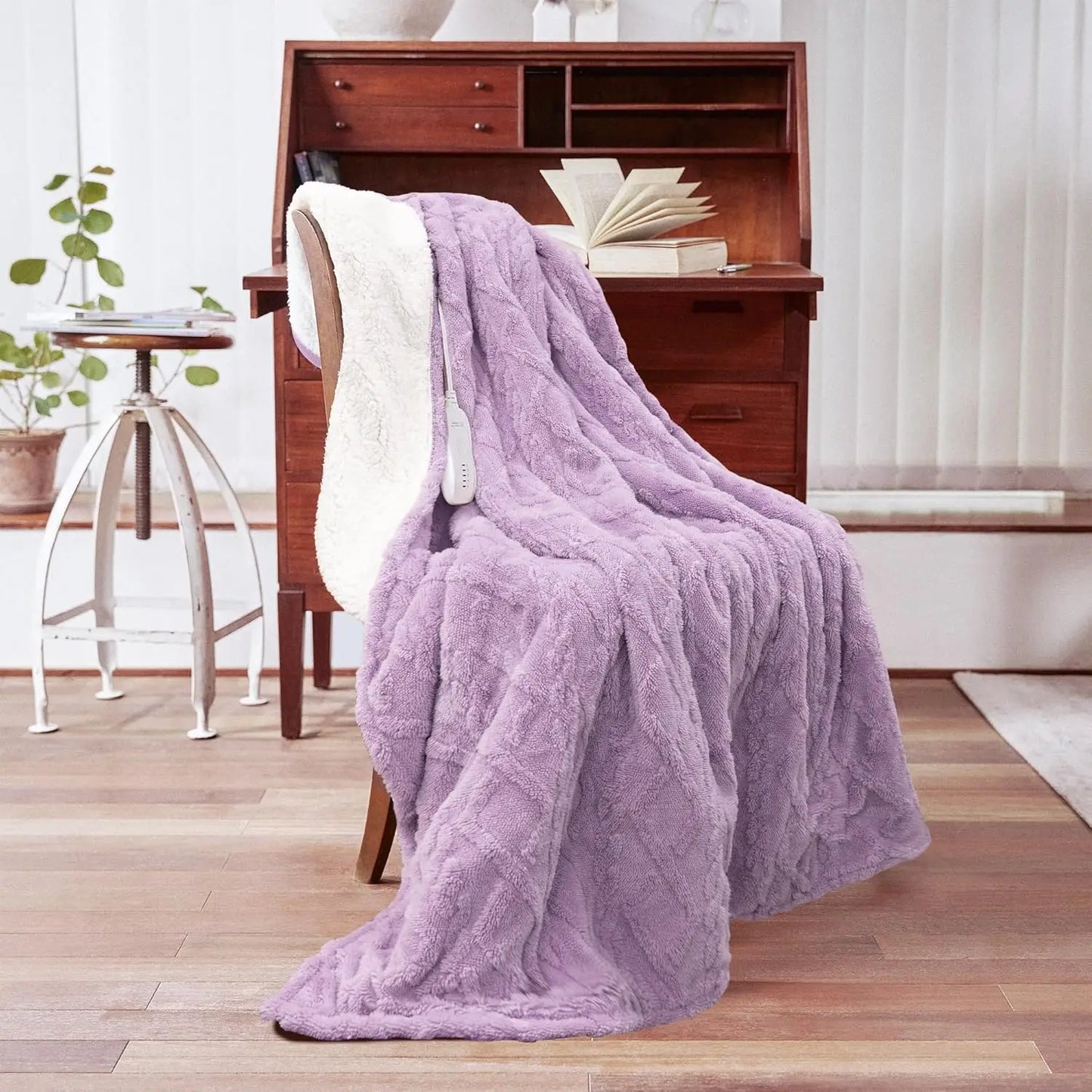 Soft Electric Heated Throw Blanket, 50x60 Inches, 5 Heat Levels with Auto-Off, Machine Washable in Purple